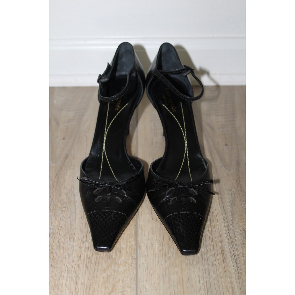 Kate Spade New York Black Leather Pointed Toe Kitten Heels Ankle Strap 8.5 Italy